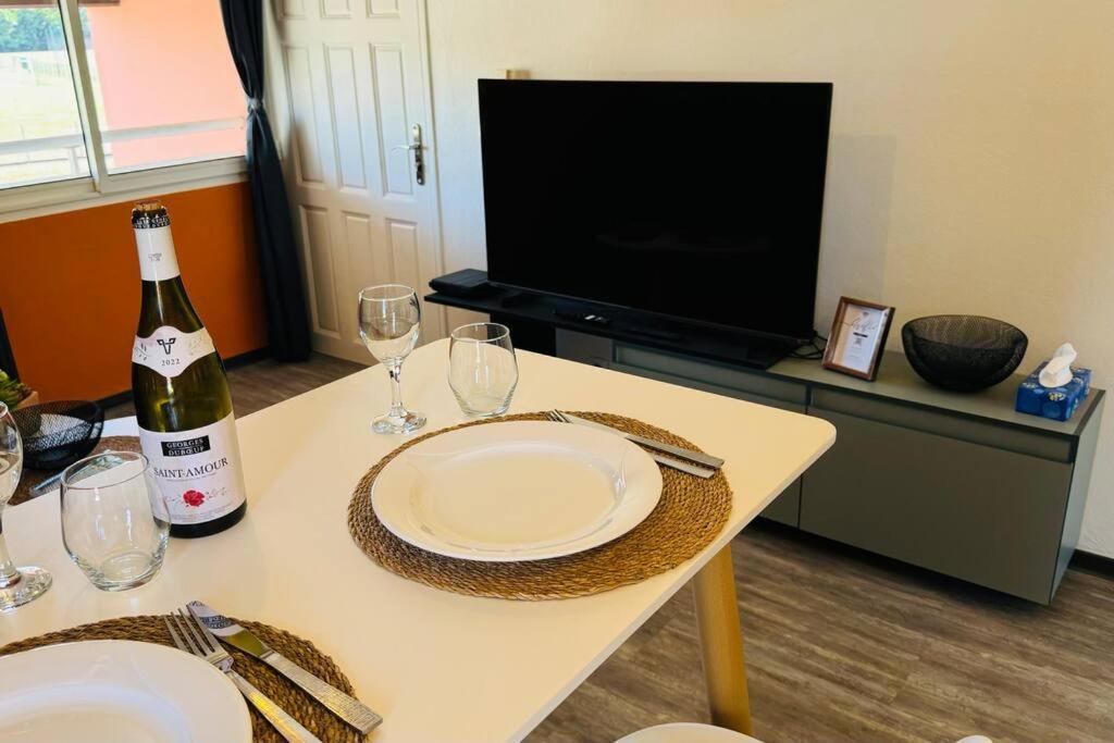 Appartement T2 Le Cosy, Au Coeur De Montjoly, Parking, Clim à Remire-Montjoly Extérieur photo